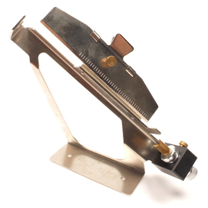 Second Hand Avalon Fletching Jig in box