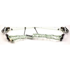 Second Hand Mathews Title 38 - G1 - RH Mint / White